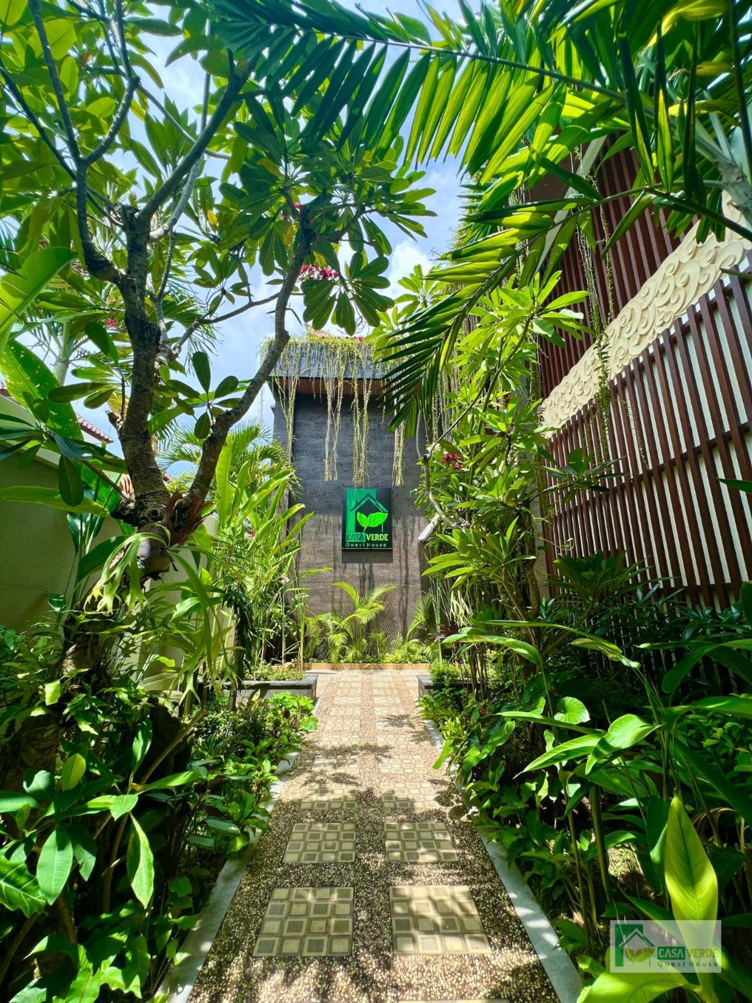 Casa Verde Guest House Sempidi Buitenkant foto